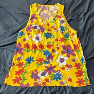 never worn tanktop size large mens.